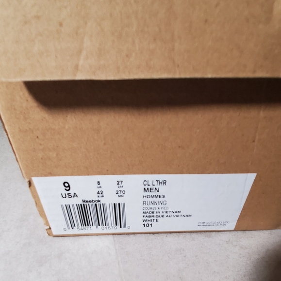 Brand new Reebok Classic,Men Size 9 - Picture 10 of 10